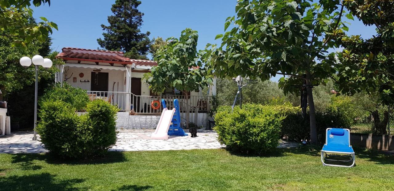 Country House By The Sea !!! Karavómilos Exterior foto