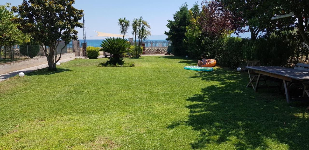 Country House By The Sea !!! Karavómilos Exterior foto